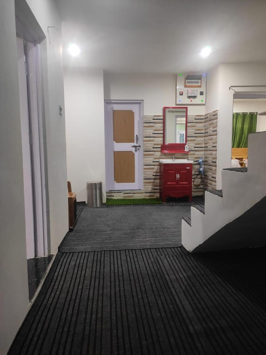 New Delight Hotel Kanzalwan Экстерьер фото