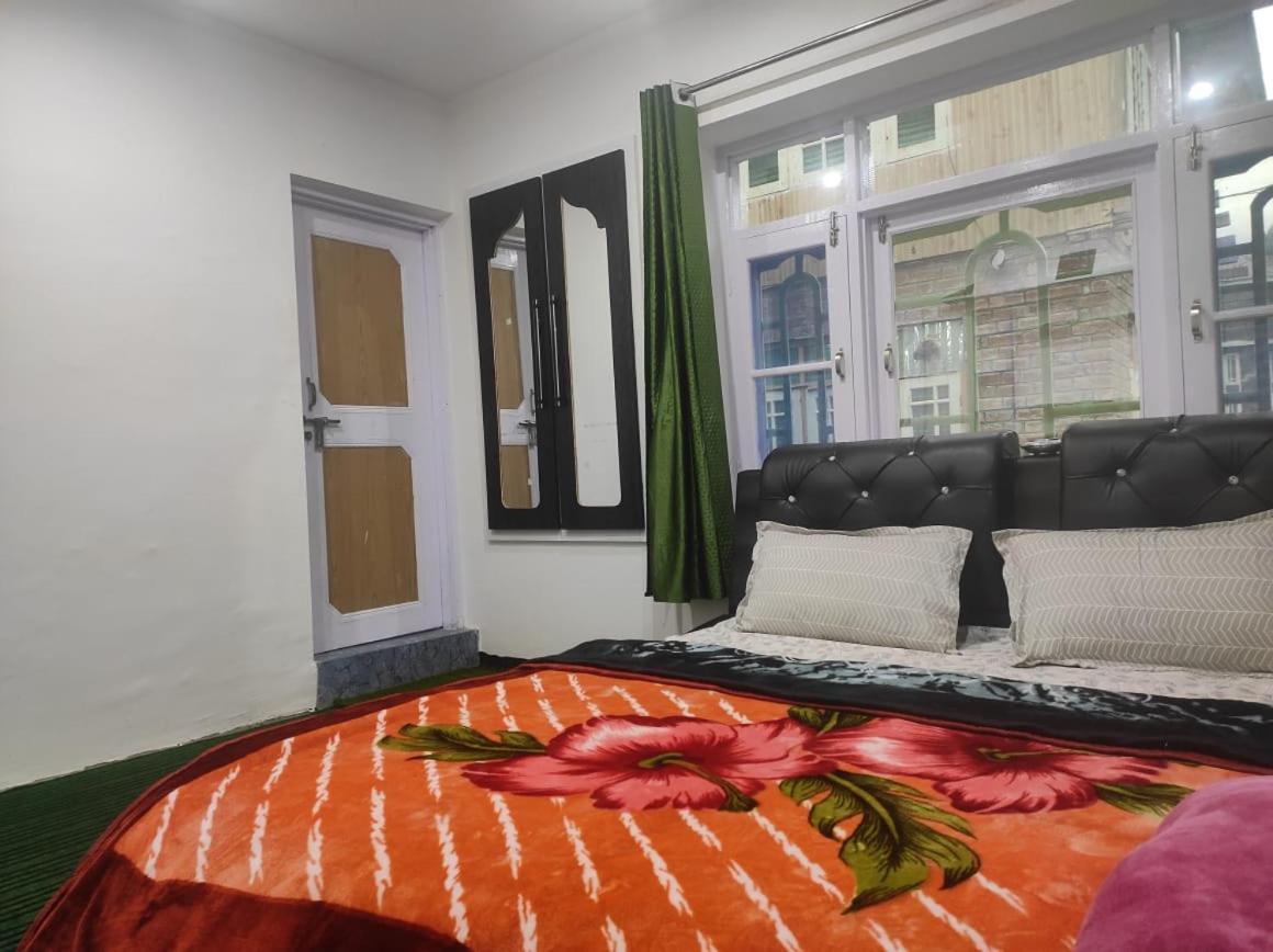 New Delight Hotel Kanzalwan Экстерьер фото