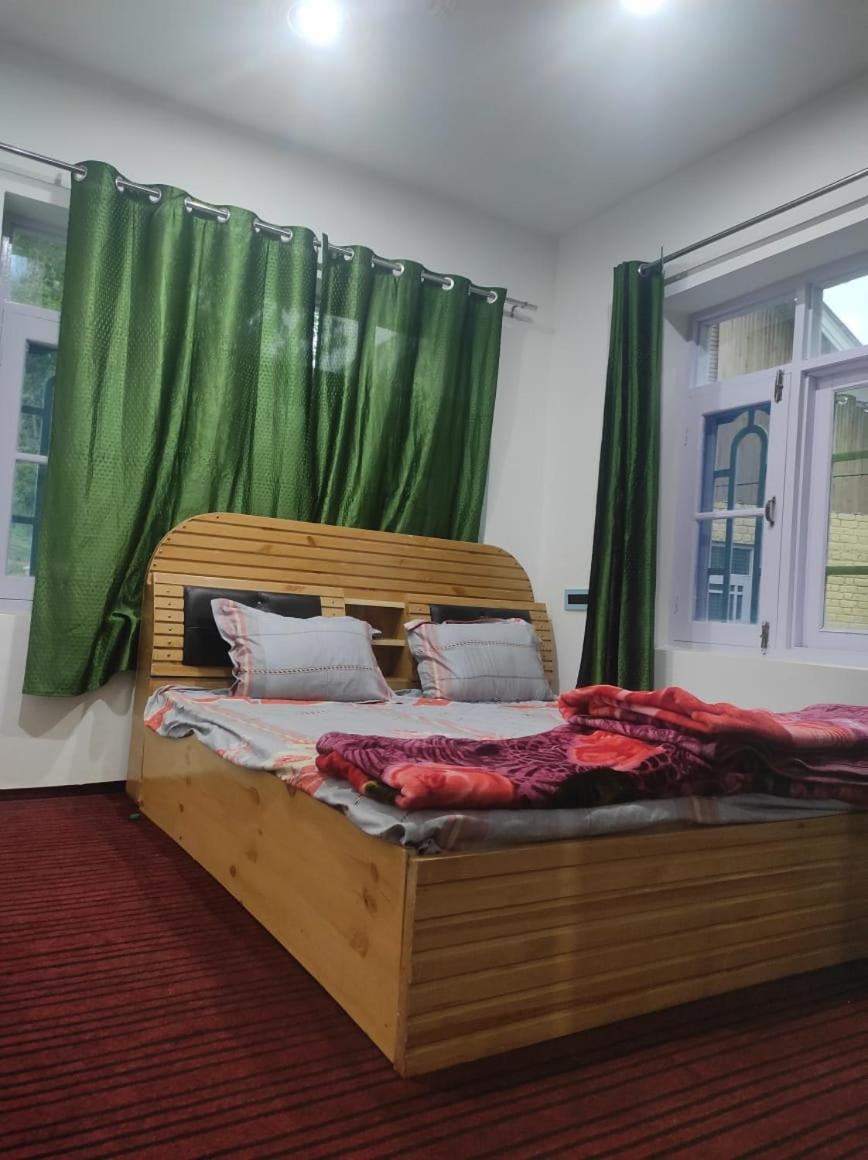 New Delight Hotel Kanzalwan Экстерьер фото